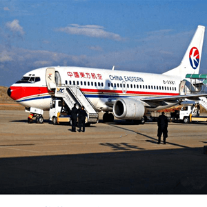 高崎航空货运航空快运业稳步发展的原因是什么？